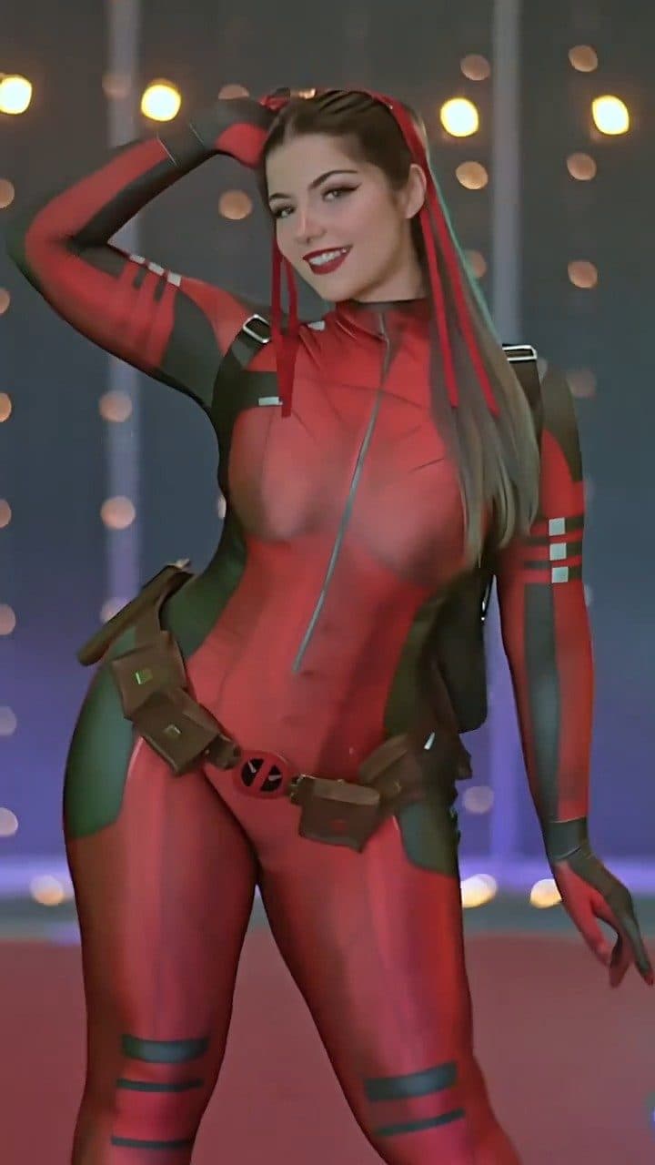 VIDEO PASARELA cosplay: Julieta Allegretti - Daniel Kuru - Sofa2025.mov